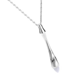 Autre pendant in Sterling Silver & moonstone